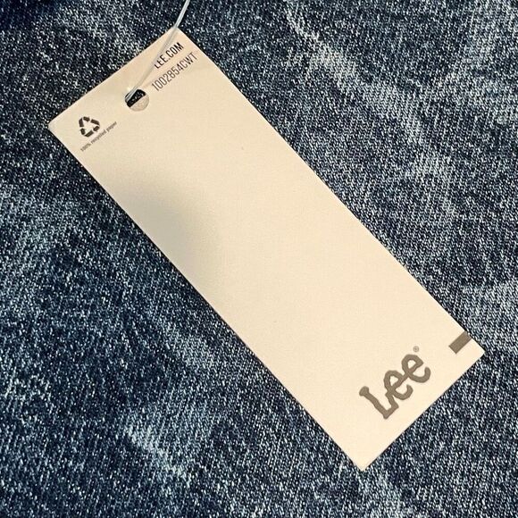 Lee Blue Mid Rise Floral Cotton Blend Drop Flare Jeans Size 28 NWT - Picture 10 of 11